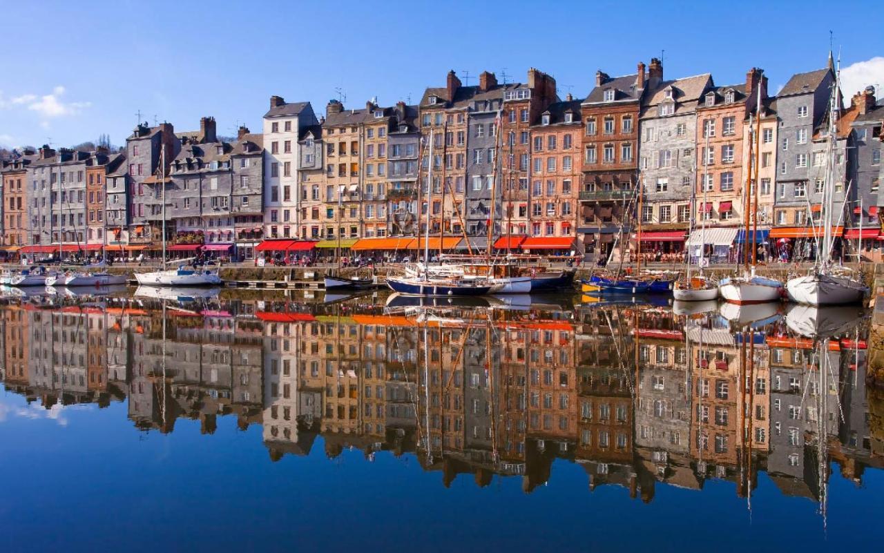 Chambre D'Hotes Du Carre Des Arts Honfleur Buitenkant foto